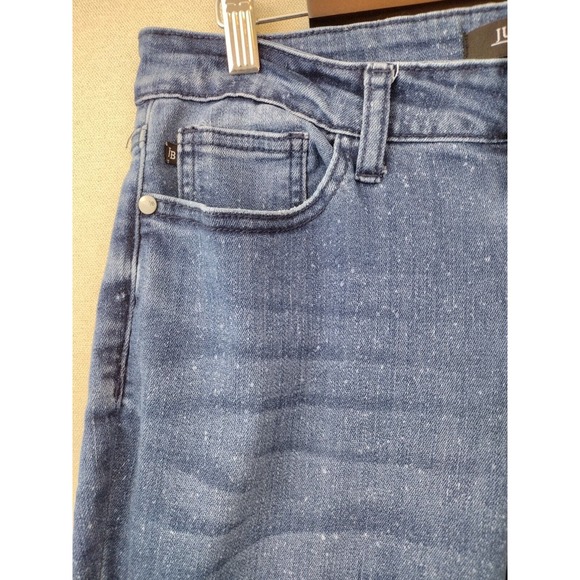 Judy Blue Jeans Women's 11/30 Bleach Splattered Mineral Wash Relaxed Fit Denim - Picture 8 of 14